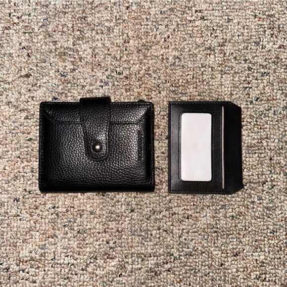 Assorted Black Wallets - Picture 11 of 13